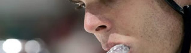 Aussie Dentists Warn Hockey Players of Mouthguard Failure